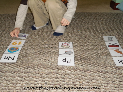 Initial Sound Picture Sort for letters N, P,and K {This Reading Mama}