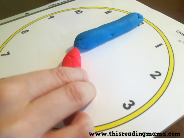 telling time by the hour with clock playdough mats